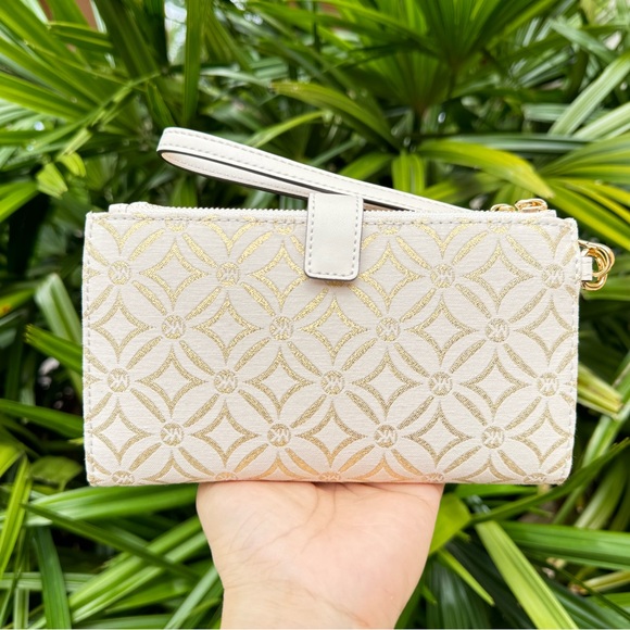 Michael Kors Jet Set Travel LG Double Zip Wallet Graphic Logo MK Pale Gold Multi - Picture 2 of 10